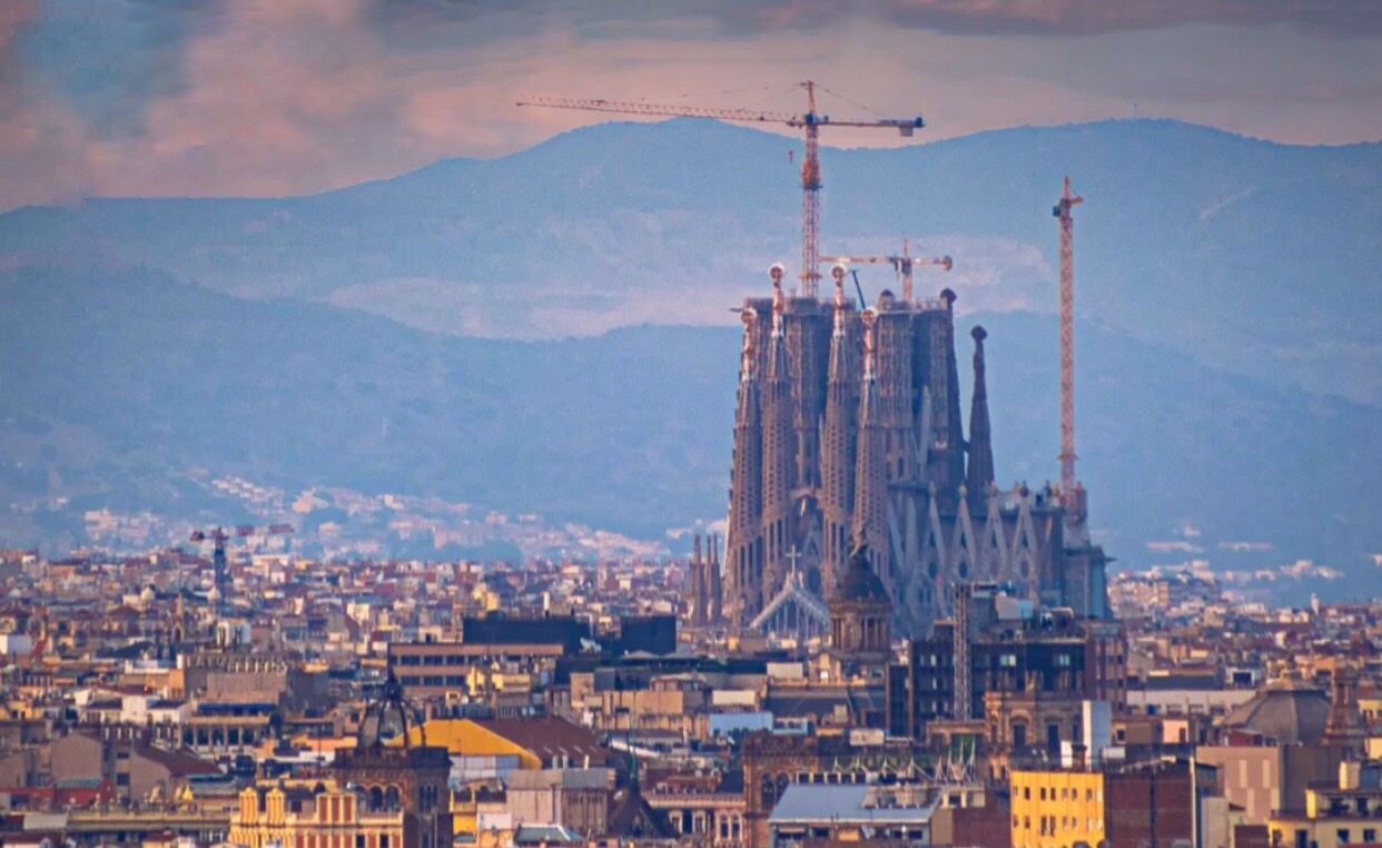 Barcelona Tây Ban Nha 🇪🇸 | Một ngày khám phá các công trình kiến trúc của Antoni Gaudí-Weibo24h.com